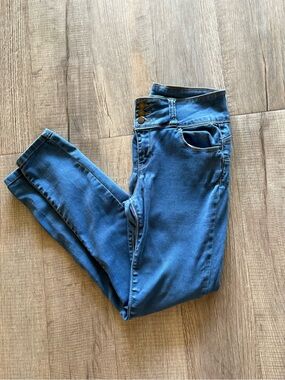 Wax Jean Blue High-Waist Stretch Jeggings with Triple Buttons